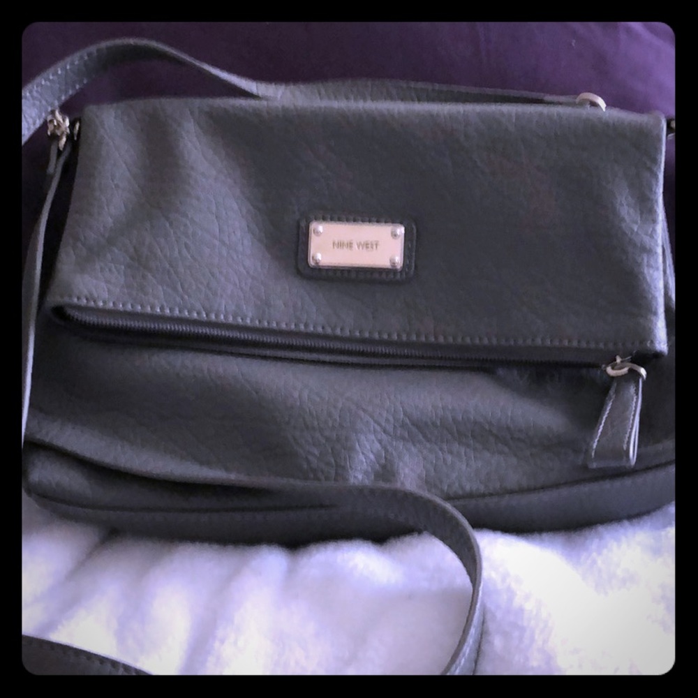 EUC Nine West Crossbody